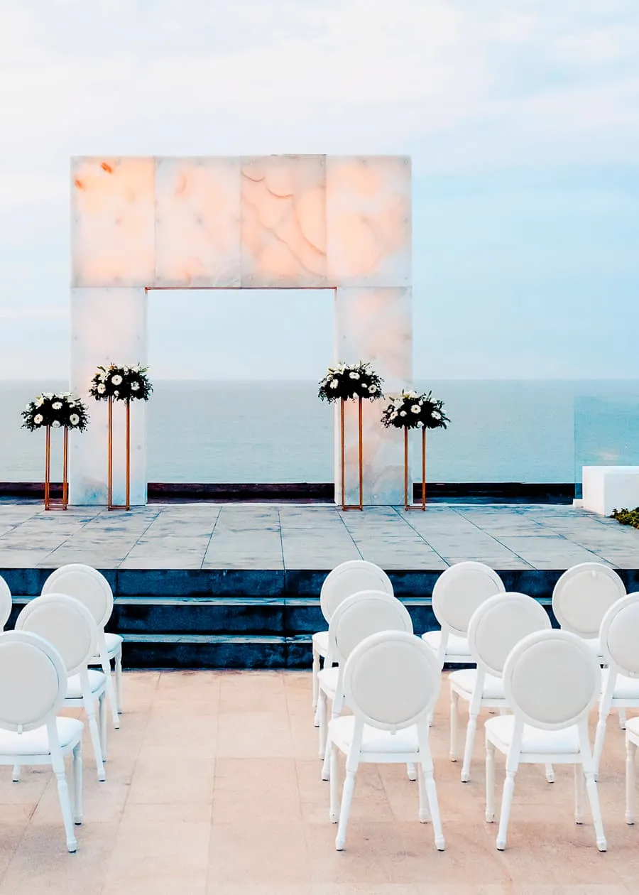 Complimentary Collection